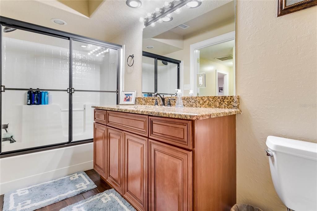 Recently Sold: $665,000 (3 beds, 2 baths, 4873 Square Feet)