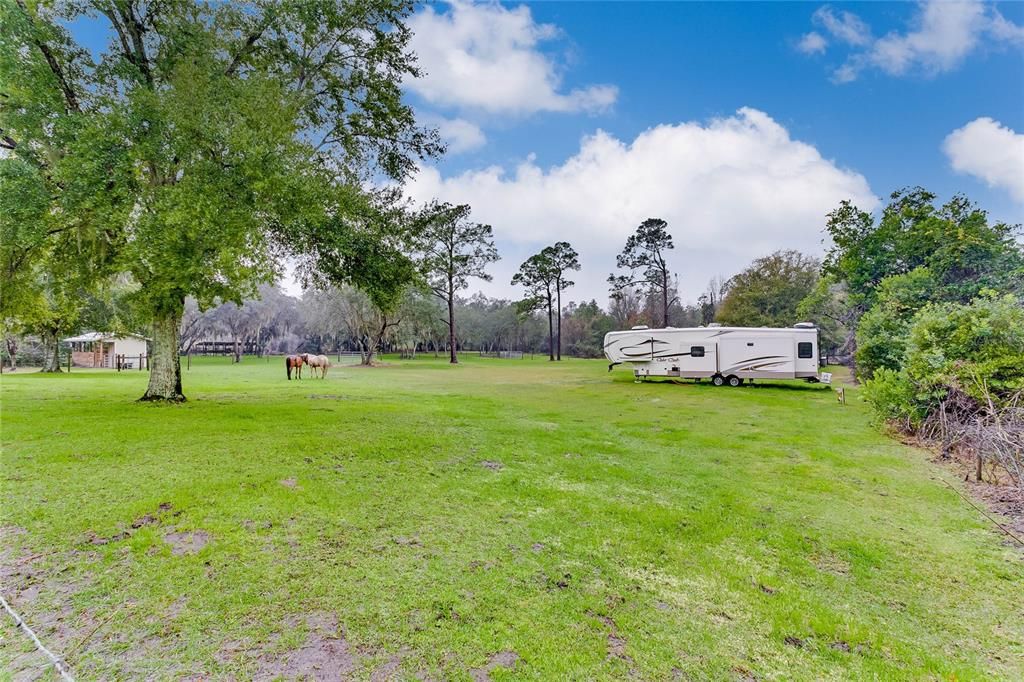 Recently Sold: $665,000 (3 beds, 2 baths, 4873 Square Feet)