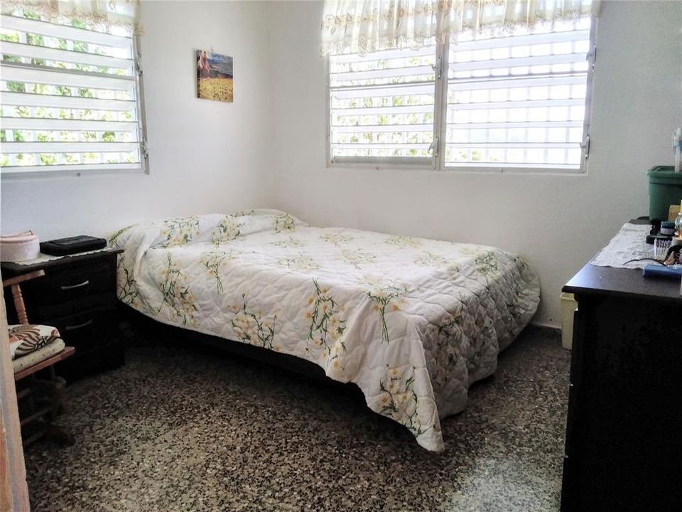 Vendido Recientemente: $125,000 (5 camas, 2 baños, 0 Pies cuadrados)