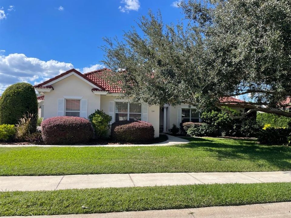 Recently Sold: $420,000 (3 beds, 2 baths, 2697 Square Feet)