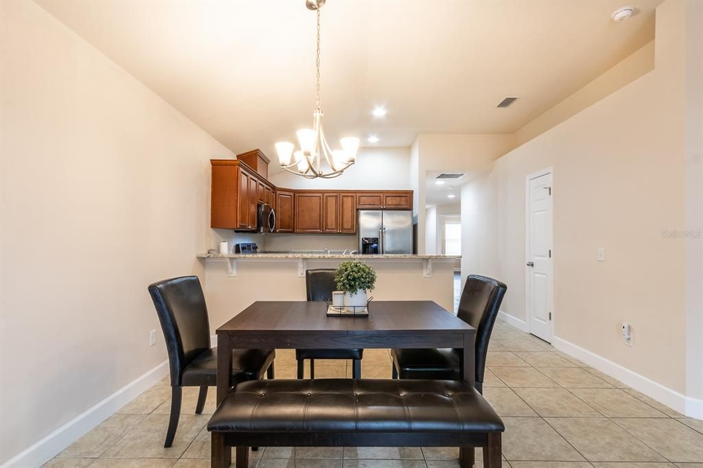 Recently Sold: $245,000 (3 beds, 2 baths, 1292 Square Feet)