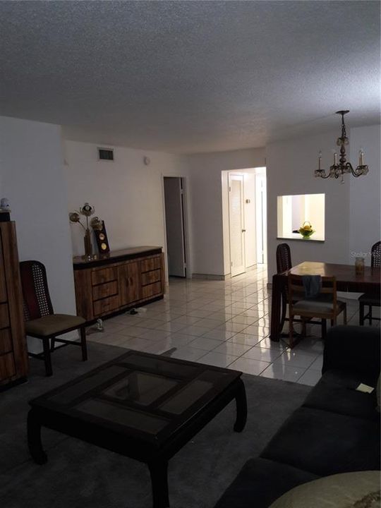 Recently Sold: $135,000 (1 beds, 1 baths, 1036 Square Feet)