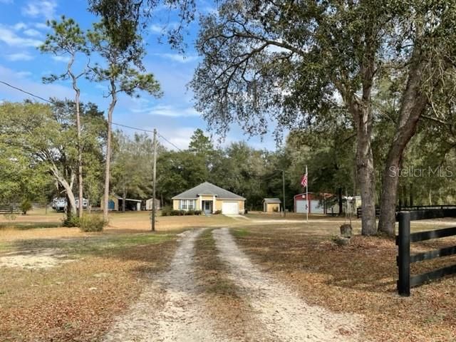 Recently Sold: $191,000 (2 beds, 2 baths, 1138 Square Feet)