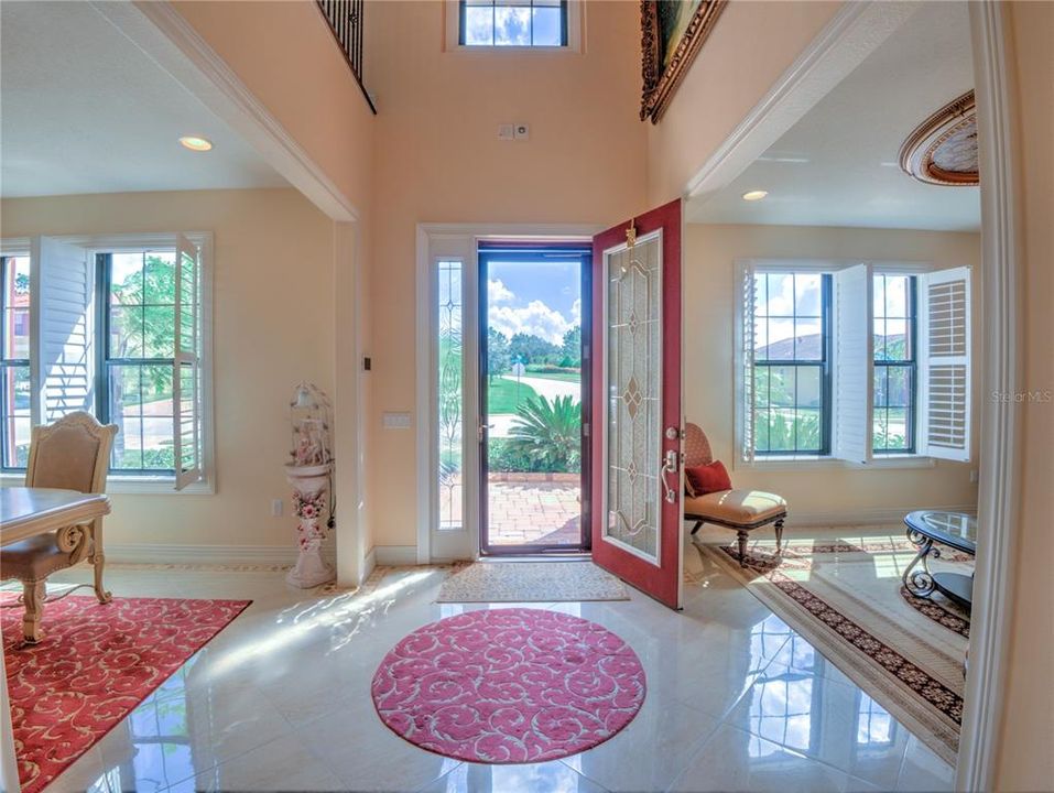 2 Story Center Hall Colonial Entry Foyer