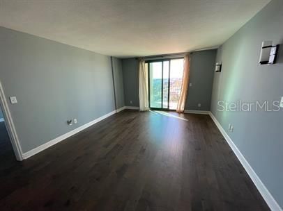 Recently Rented: $1,790 (2 beds, 2 baths, 1295 Square Feet)
