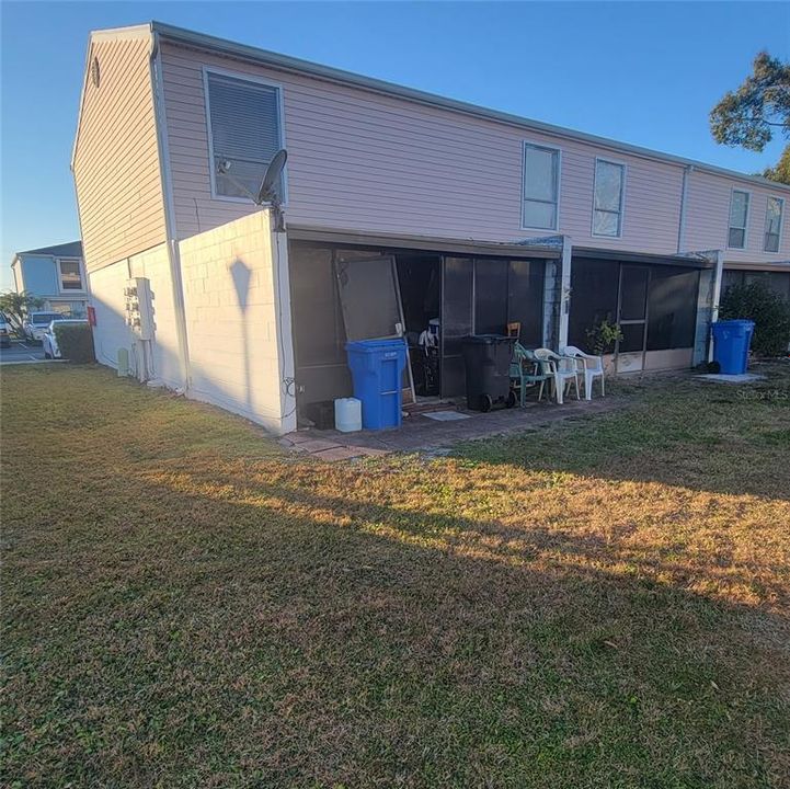 Recently Sold: $130,000 (2 beds, 1 baths, 960 Square Feet)