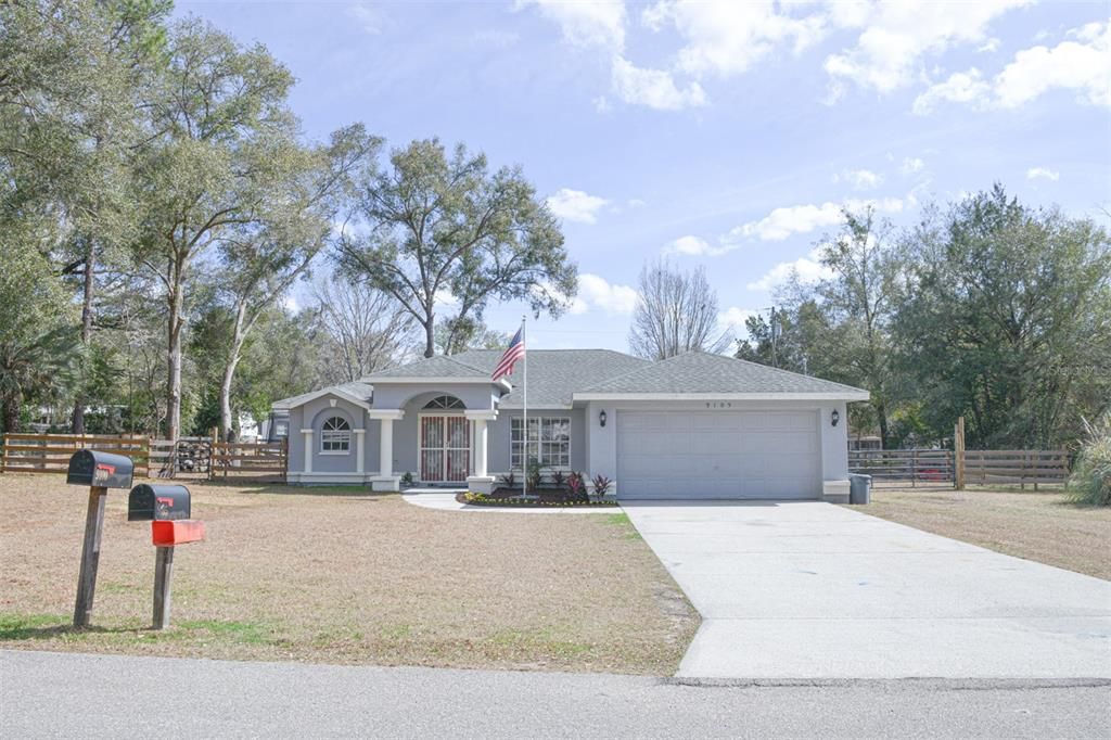 Recently Sold: $249,900 (3 beds, 2 baths, 1447 Square Feet)