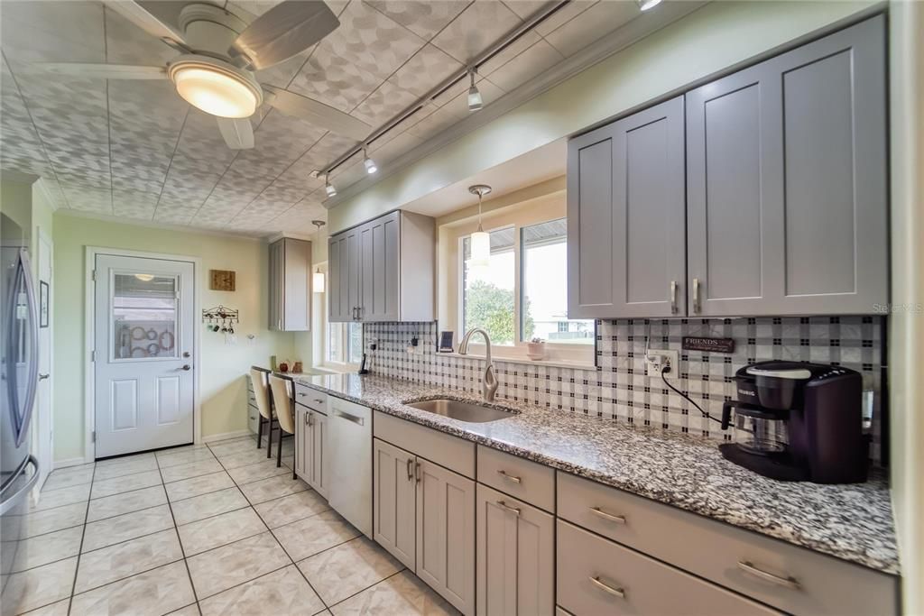 Recently Sold: $450,000 (2 beds, 2 baths, 2481 Square Feet)
