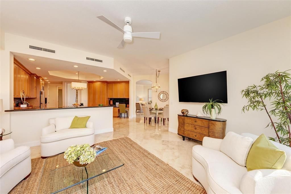 Recently Sold: $3,900,000 (3 beds, 3 baths, 3400 Square Feet)