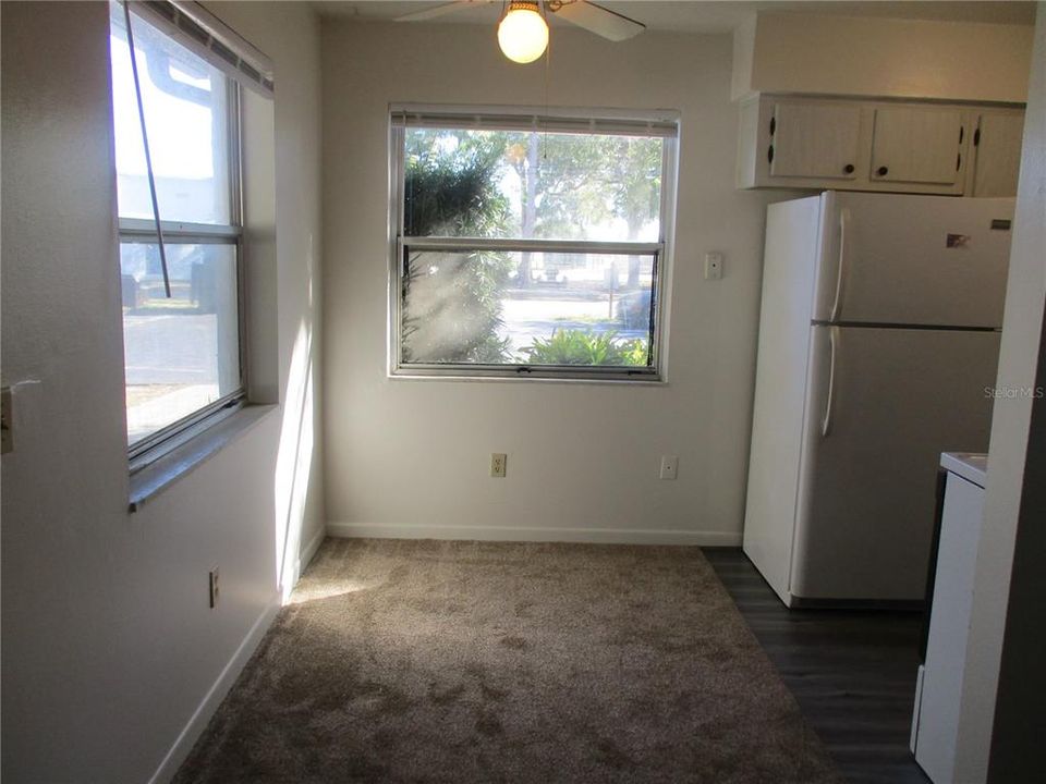 Recently Rented: $775 (1 beds, 1 baths, 550 Square Feet)