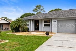 Recently Sold: $182,000 (2 beds, 2 baths, 966 Square Feet)