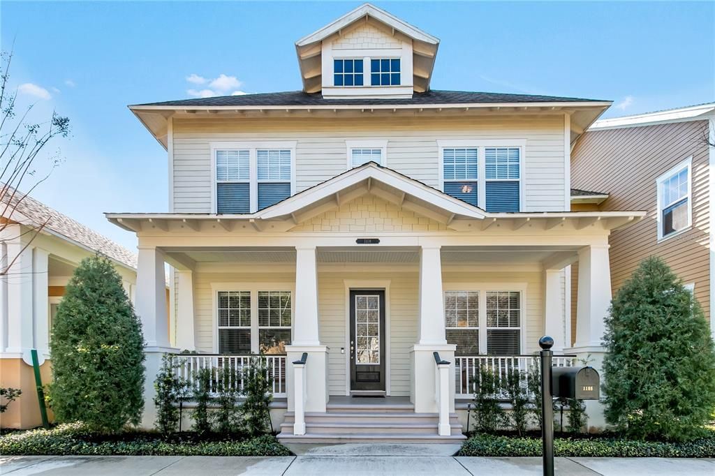 Recently Sold: $799,900 (4 beds, 3 baths, 2580 Square Feet)