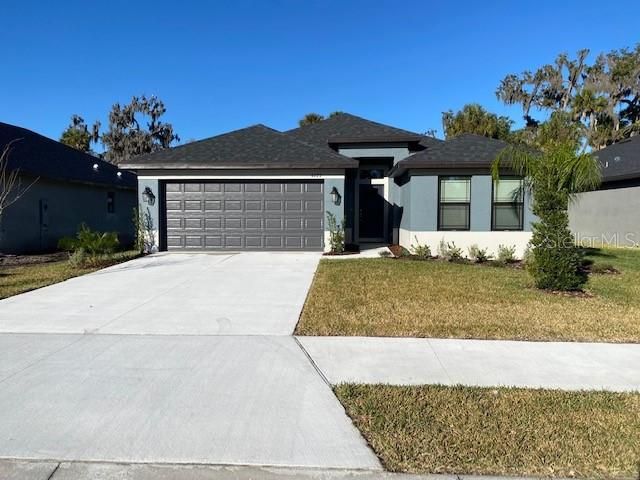 Recently Sold: $302,237 (4 beds, 2 baths, 2015 Square Feet)