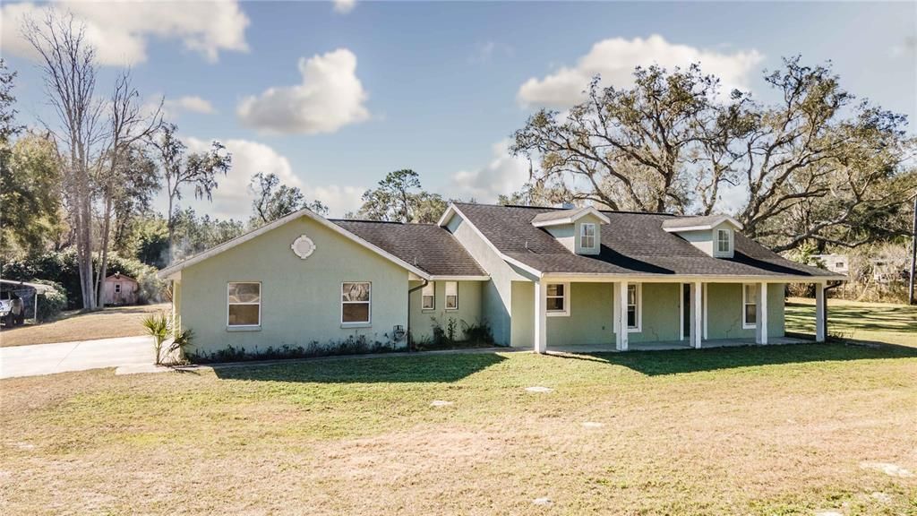 Recently Sold: $395,000 (3 beds, 2 baths, 1764 Square Feet)