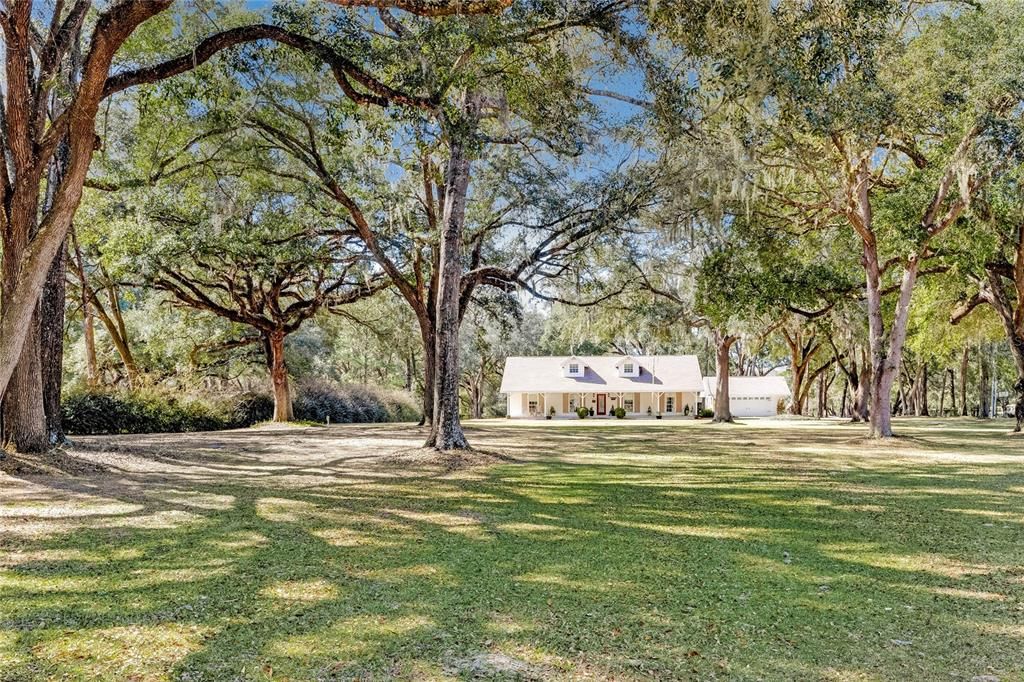 Recently Sold: $650,000 (3 beds, 2 baths, 2435 Square Feet)