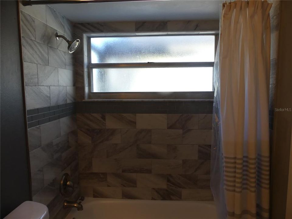 Недавно арендовано: $2,400 (5 спален, 2 ванн, 1999 Квадратных фут)