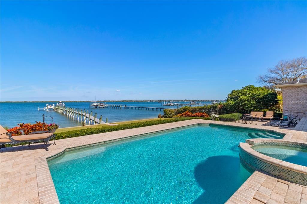 Recently Sold: $5,500,000 (4 beds, 5 baths, 6431 Square Feet)