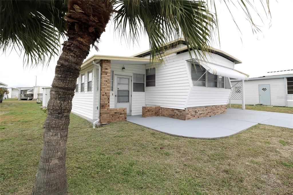 Recently Sold: $98,000 (2 beds, 1 baths, 1008 Square Feet)