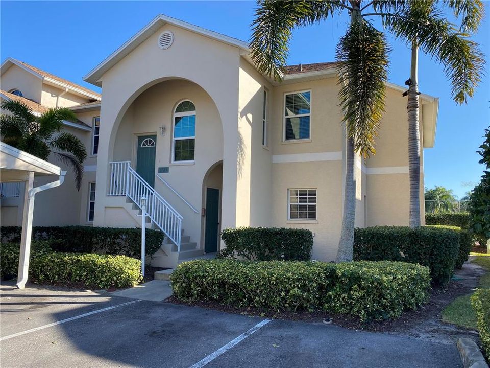 Recently Sold: $360,000 (3 beds, 2 baths, 1232 Square Feet)