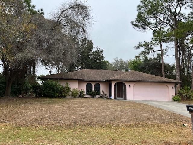 Recently Sold: $300,000 (3 beds, 2 baths, 1693 Square Feet)