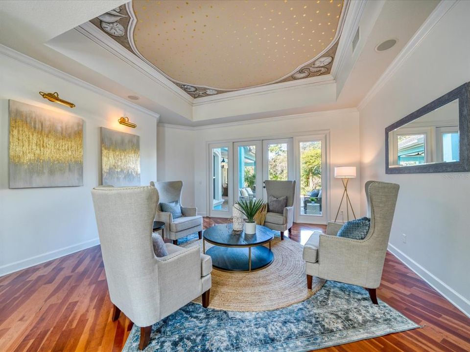 Recently Sold: $1,800,000 (4 beds, 5 baths, 5548 Square Feet)