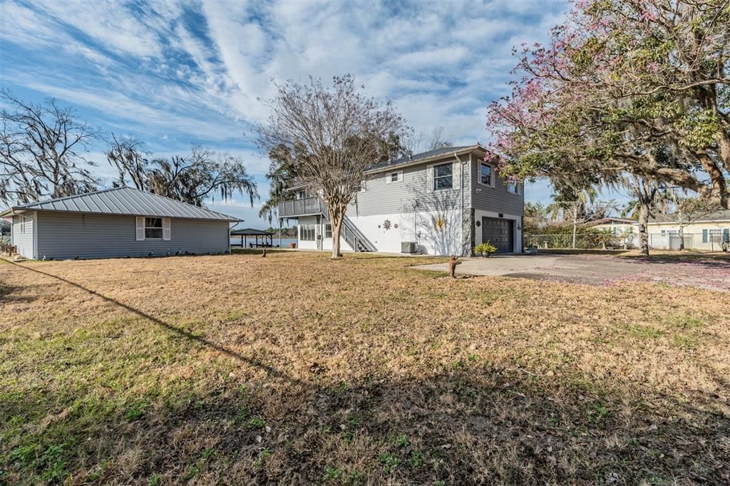 Recently Sold: $450,000 (3 beds, 3 baths, 2020 Square Feet)