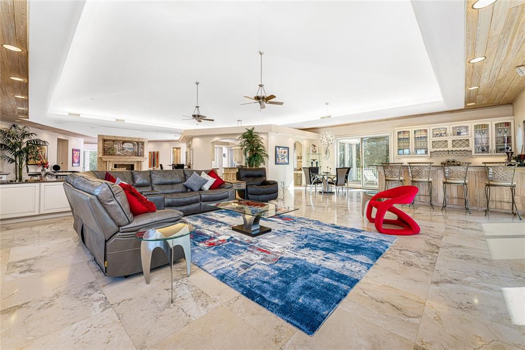 Recently Sold: $4,800,000 (4 beds, 5 baths, 7285 Square Feet)