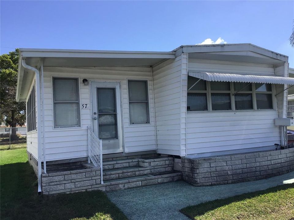 Recently Sold: $50,000 (1 beds, 1 baths, 576 Square Feet)