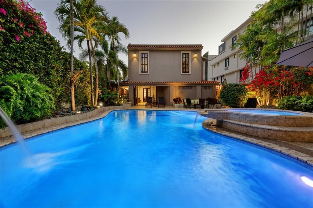 Recently Sold: $2,750,000 (3 beds, 2 baths, 0 Square Feet)