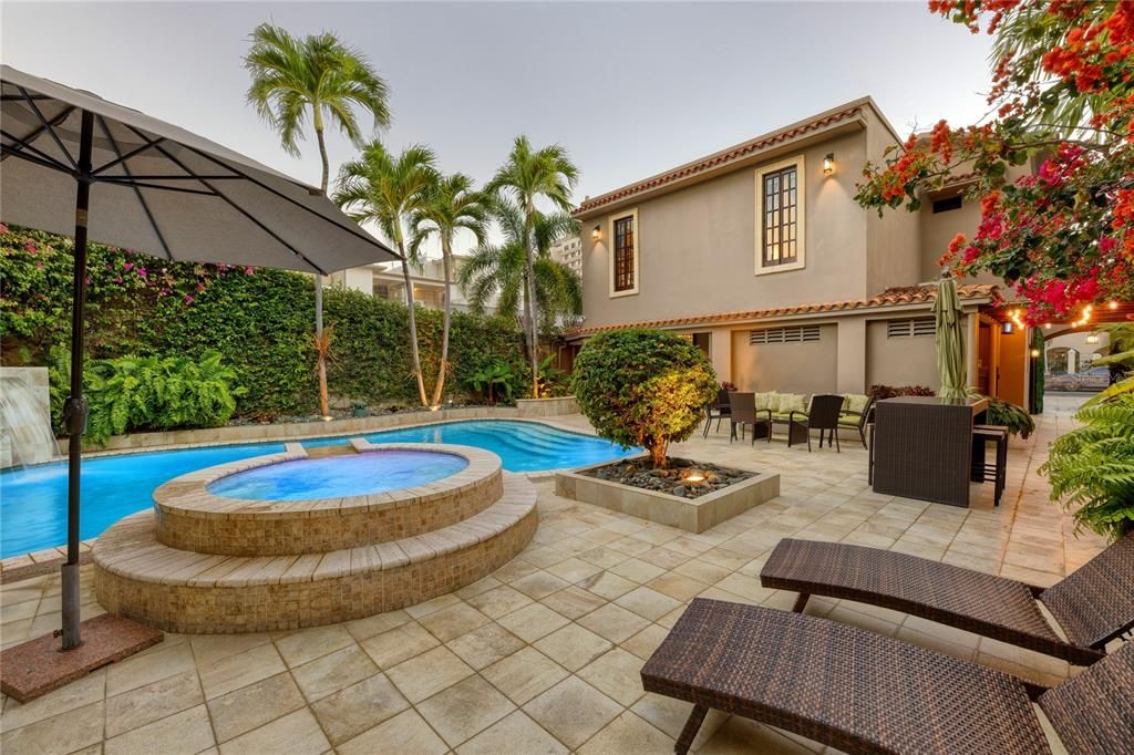 Recently Sold: $2,750,000 (3 beds, 2 baths, 0 Square Feet)