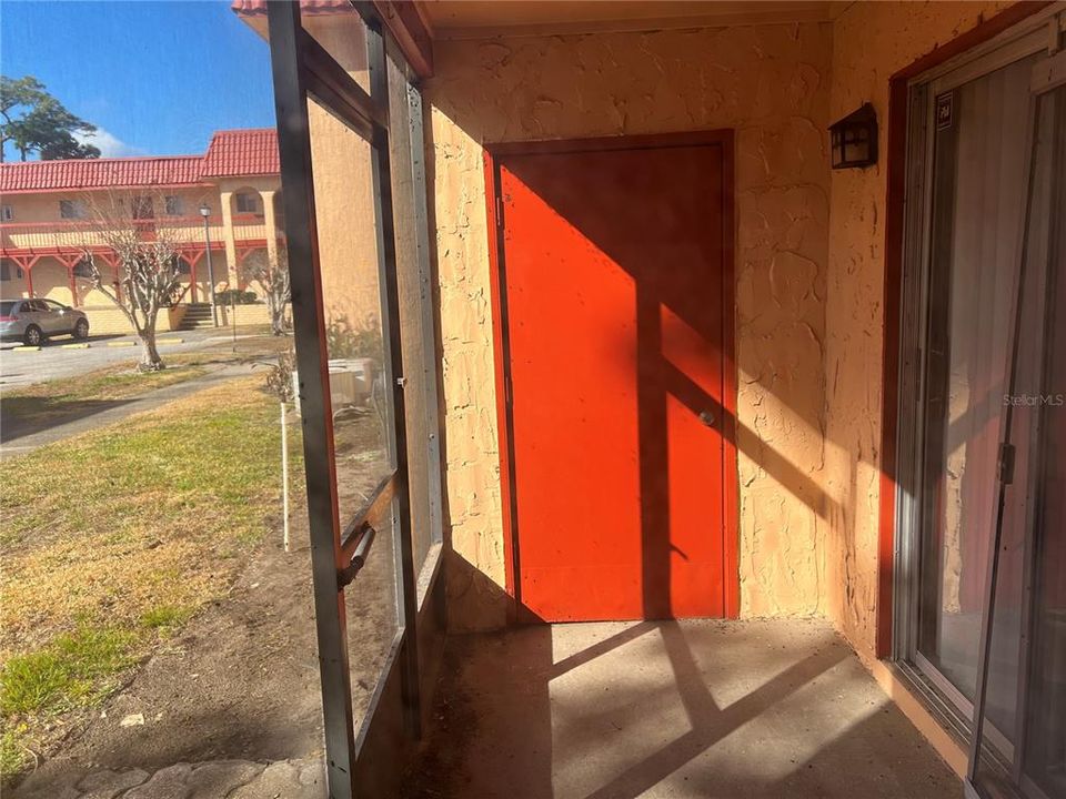 Vendido Recientemente: $55,000 (1 camas, 1 baños, 672 Pies cuadrados)