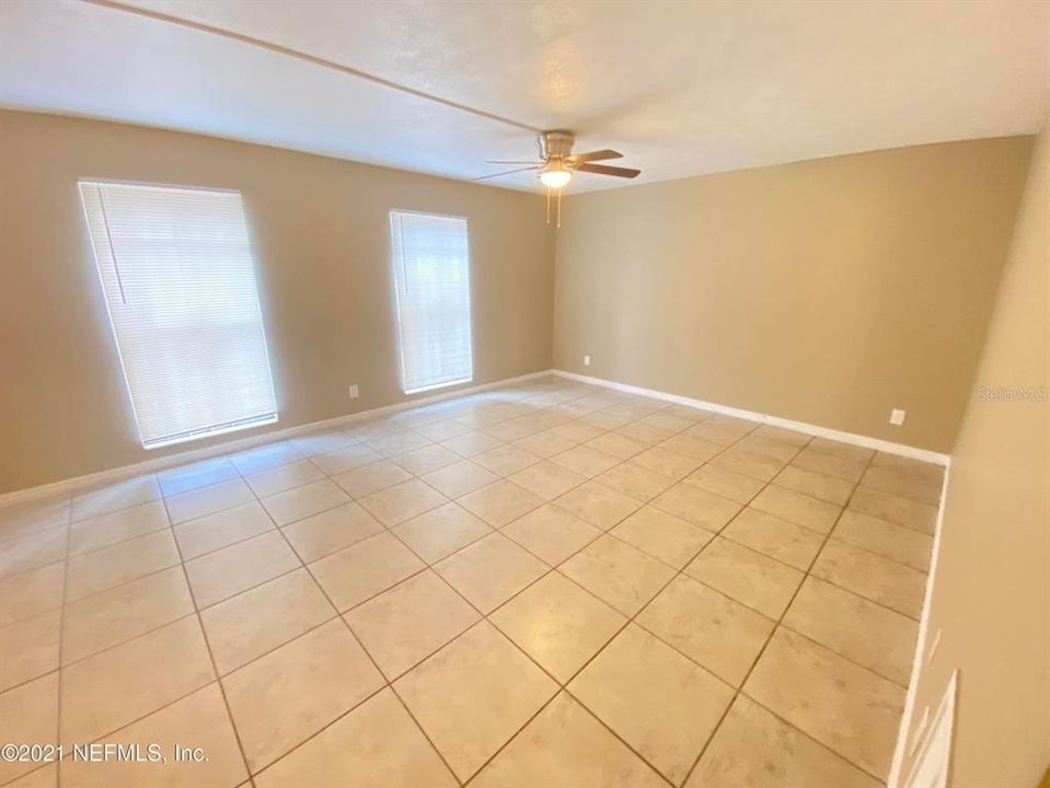 Recently Sold: $74,900 (2 beds, 2 baths, 991 Square Feet)