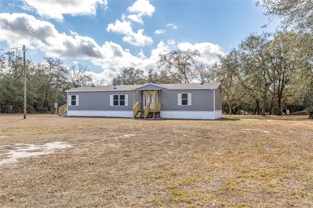 Recently Sold: $198,500 (3 beds, 2 baths, 1674 Square Feet)