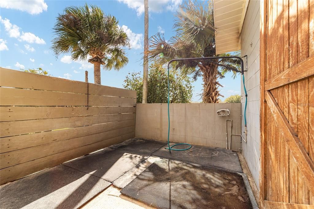 Recently Sold: $1,650,000 (3 beds, 2 baths, 3066 Square Feet)