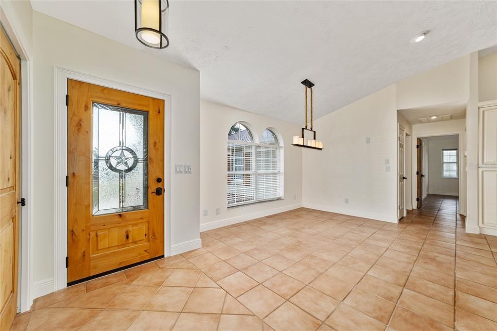 Recently Sold: $1,650,000 (3 beds, 2 baths, 3066 Square Feet)