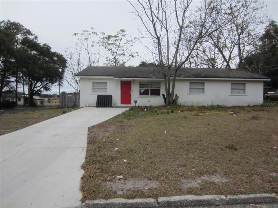 Recently Sold: $175,000 (3 beds, 1 baths, 1275 Square Feet)