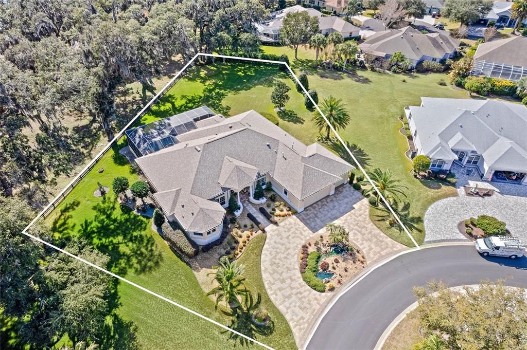 Aerial boundaries markers of this Spectacular premier oversized homesite thats both  huge &  buildable. and extremely unique.