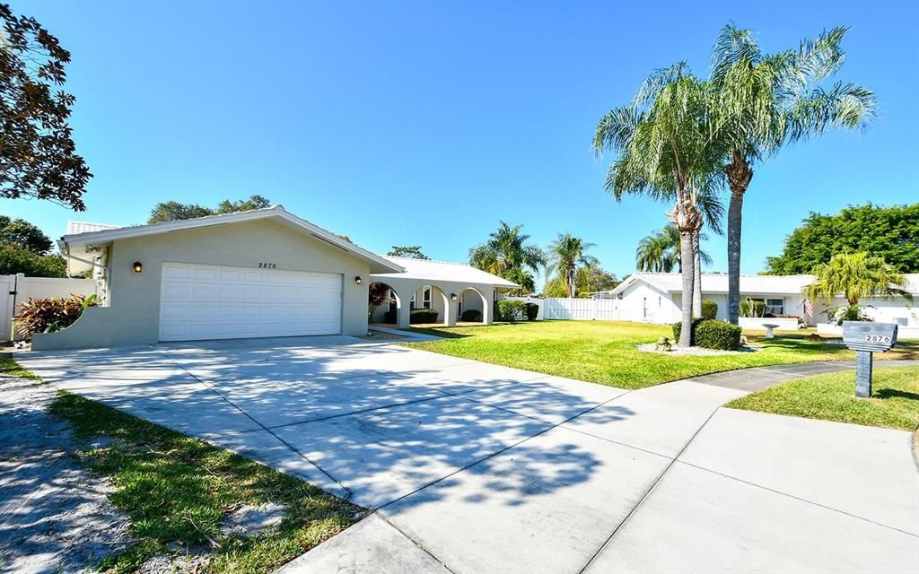 Recently Sold: $594,900 (3 beds, 2 baths, 1750 Square Feet)