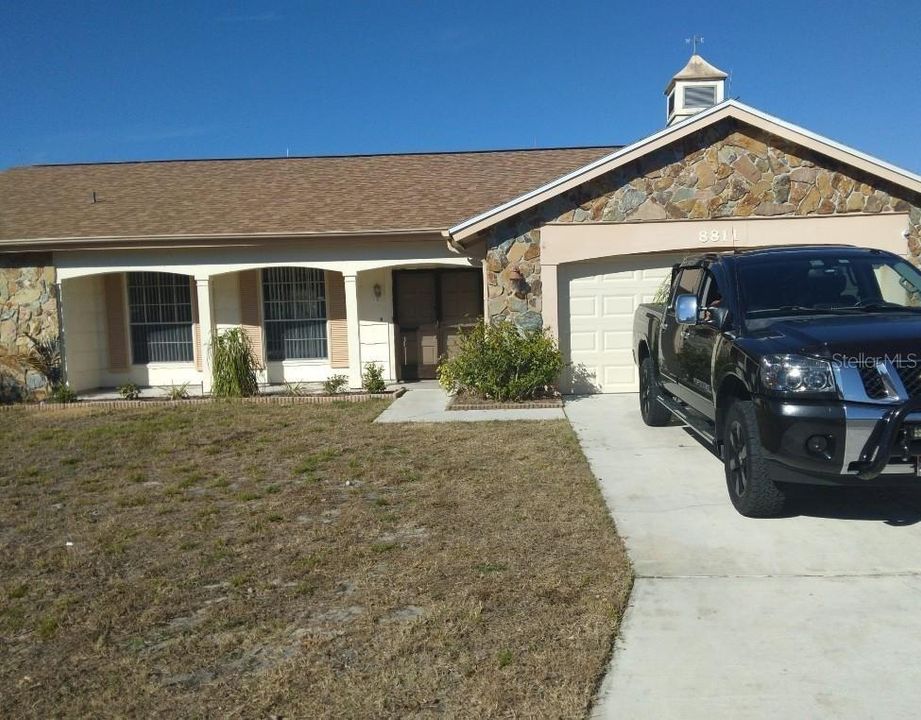 Recently Sold: $280,000 (3 beds, 2 baths, 1771 Square Feet)