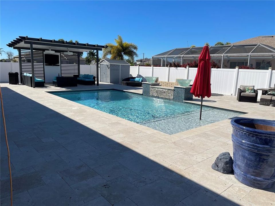 Recently Sold: $680,000 (4 beds, 2 baths, 1706 Square Feet)