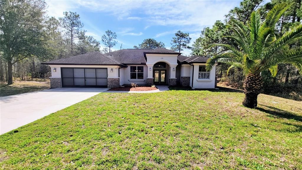 Vendido Recientemente: $459,900 (4 camas, 2 baños, 2727 Pies cuadrados)