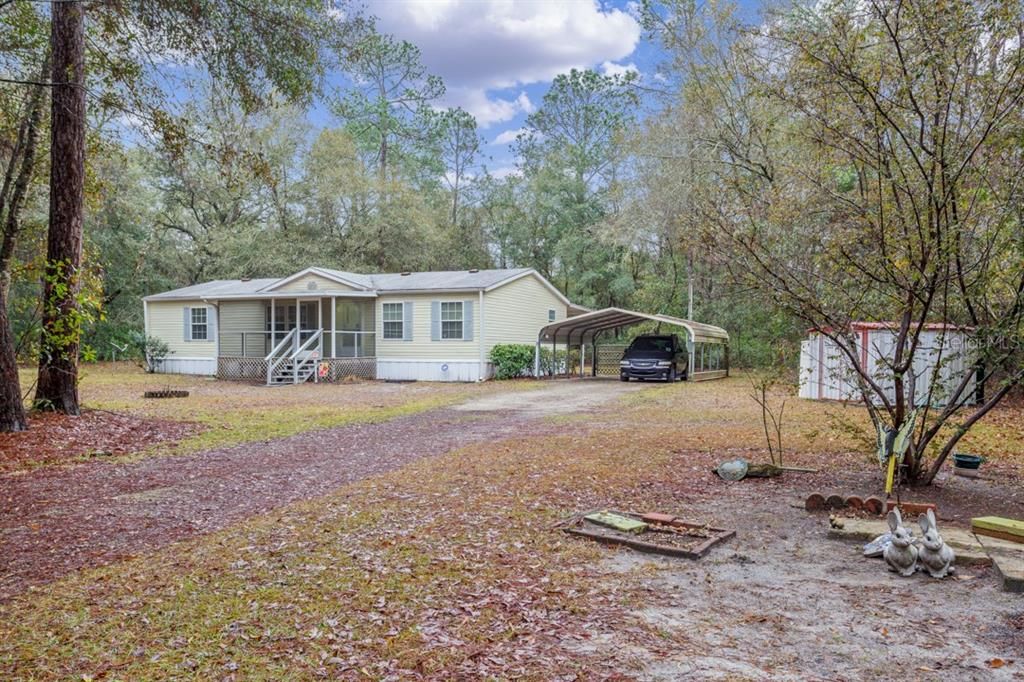 Recently Sold: $150,000 (3 beds, 2 baths, 1404 Square Feet)