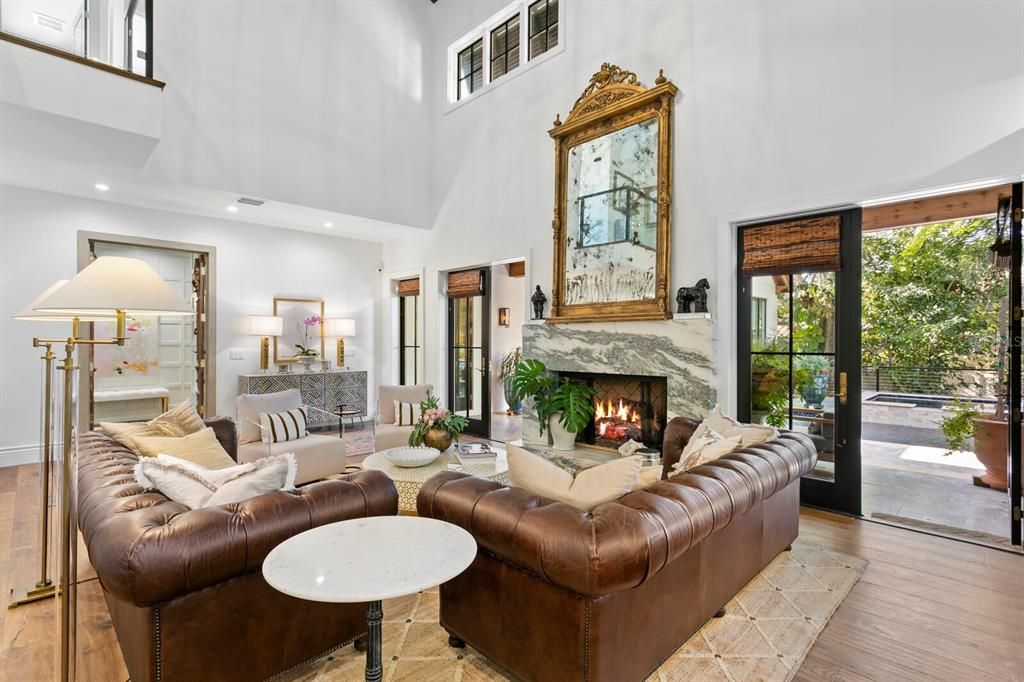 Recently Sold: $3,495,000 (5 beds, 5 baths, 3691 Square Feet)