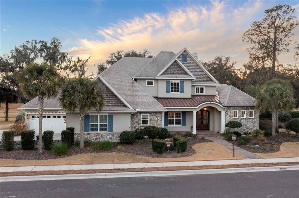 Recently Sold: $1,650,000 (5 beds, 5 baths, 5888 Square Feet)