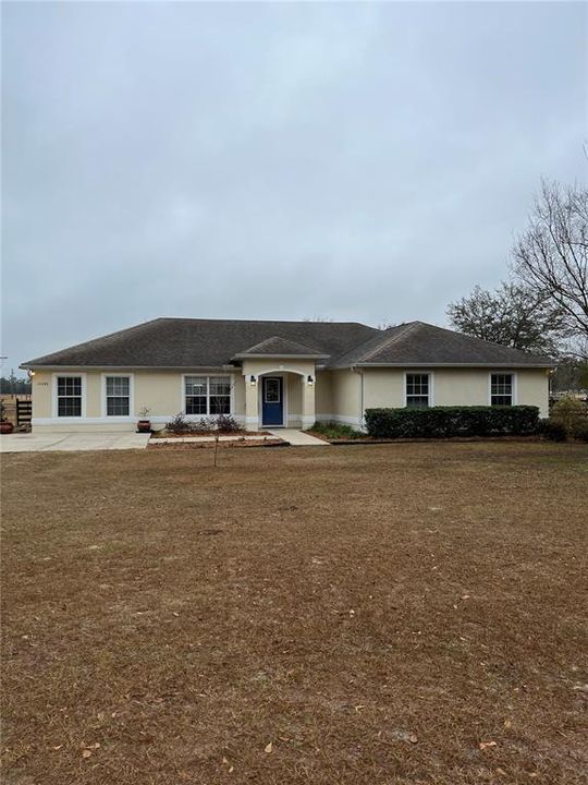 Recently Sold: $380,000 (4 beds, 2 baths, 2252 Square Feet)