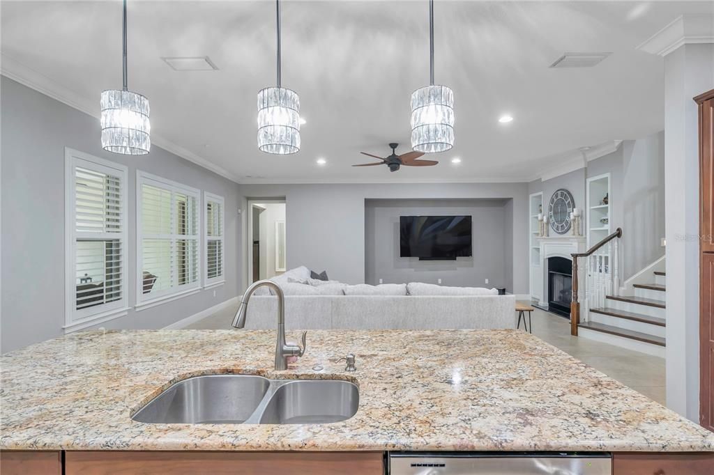 Recently Sold: $1,275,000 (5 beds, 5 baths, 5034 Square Feet)