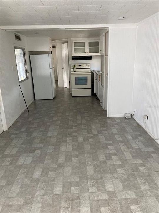 Recently Sold: $68,000 (1 beds, 1 baths, 420 Square Feet)
