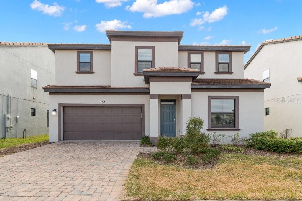 Recently Sold: $450,000 (4 beds, 4 baths, 2404 Square Feet)