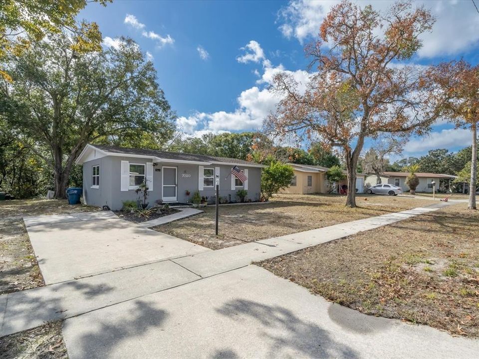 Recently Sold: $151,000 (2 beds, 1 baths, 851 Square Feet)