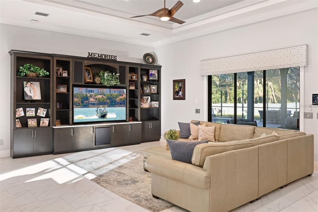 Recently Sold: $2,200,000 (4 beds, 4 baths, 5009 Square Feet)